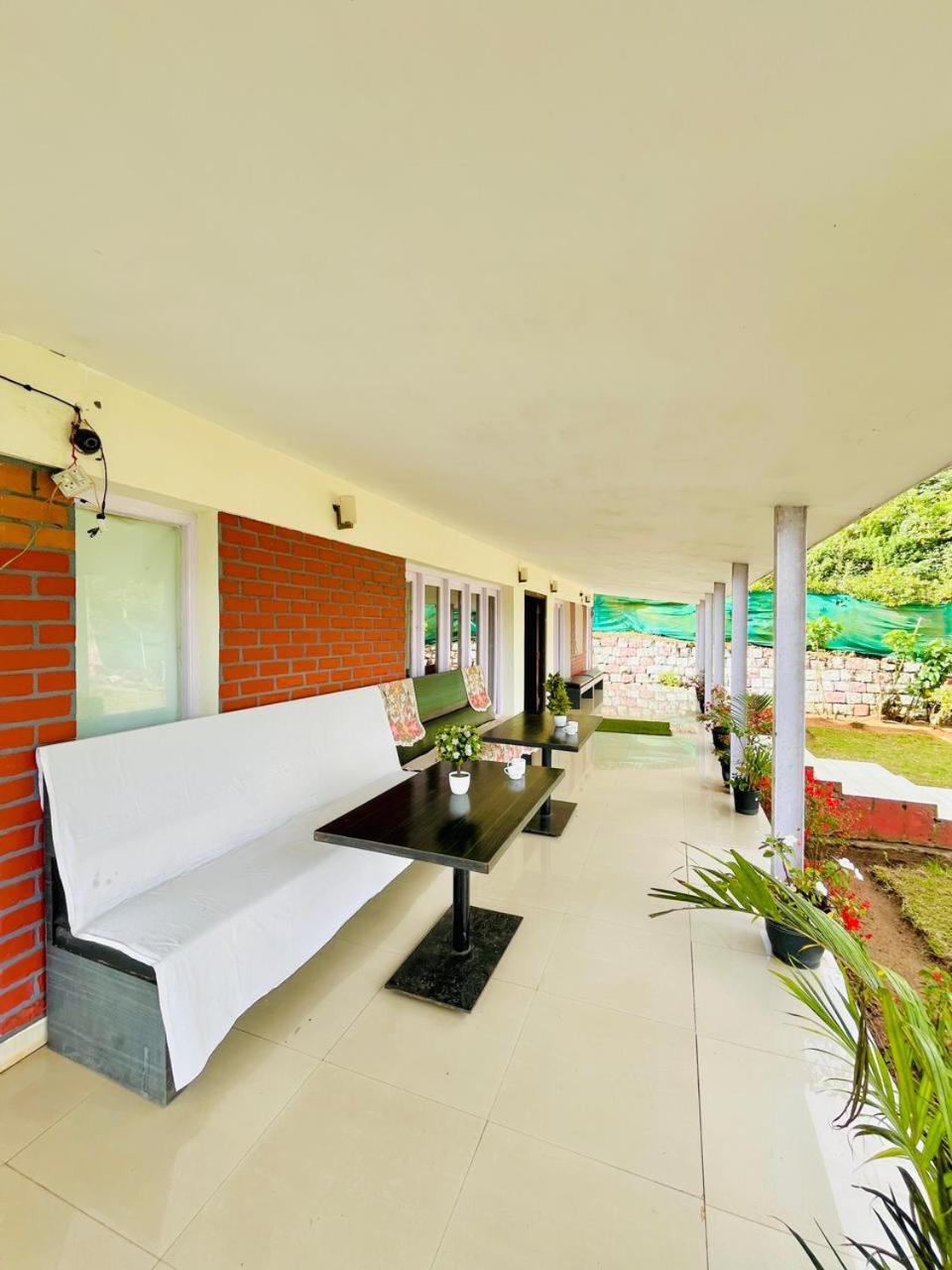 Nilgiris Inn Kotagiri Εξωτερικό φωτογραφία